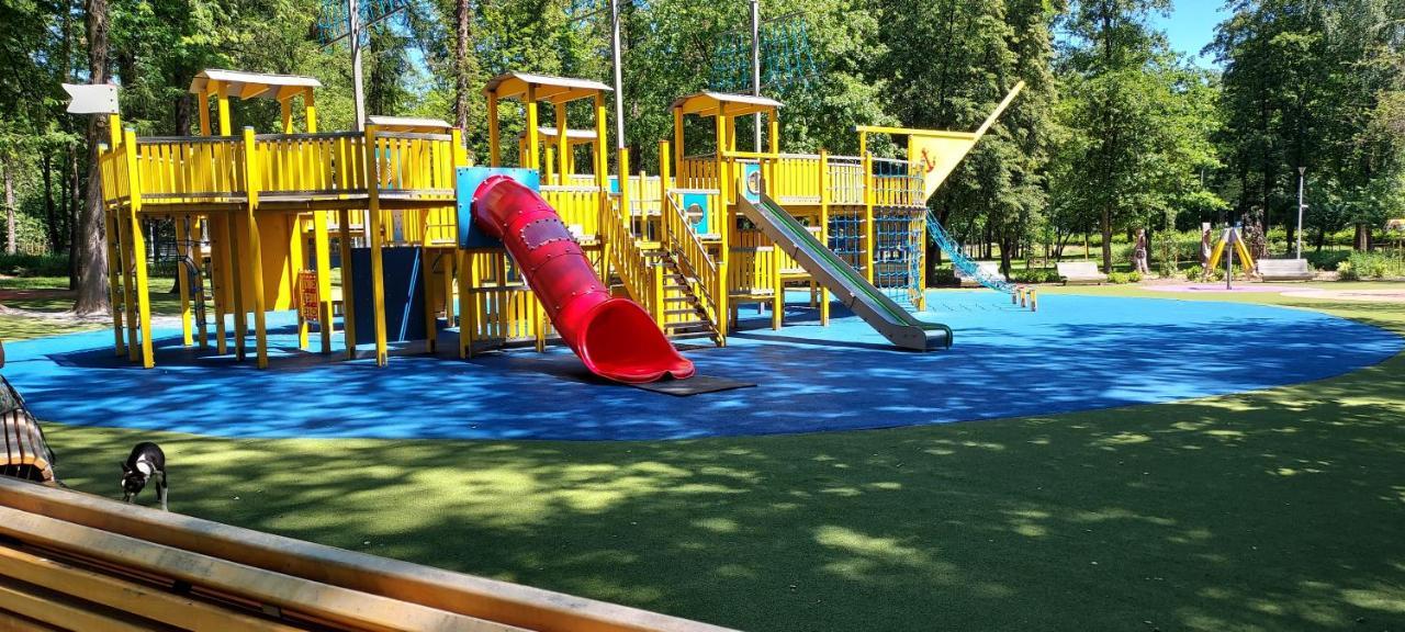 Apartamenty Oswiecim Klimatyzacja Air-Conditioned Экстерьер фото